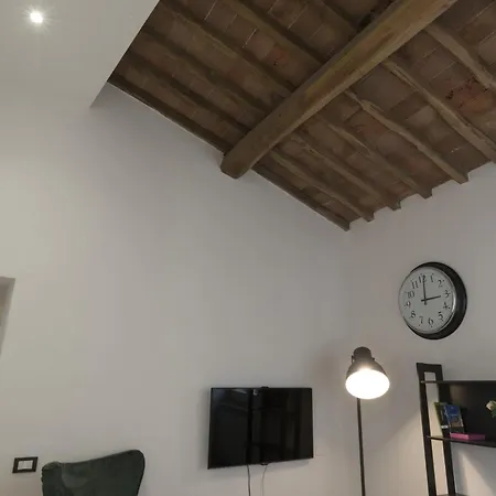 Soprasiena - Charming Floor & View 아파트 *