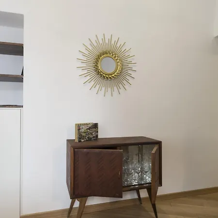 Soprasiena - Charming Floor & View 아파트
