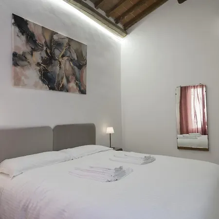 Soprasiena - Charming Floor & View 아파트 *